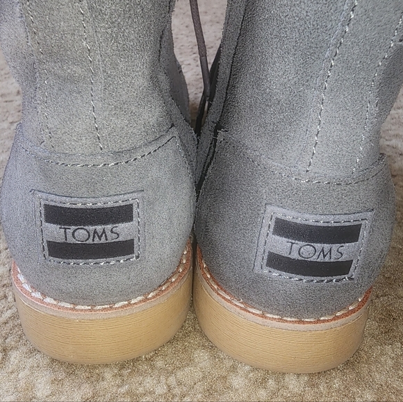 Toms Alpha Suede Boots in Gray Size 7.5 - Picture 3 of 5